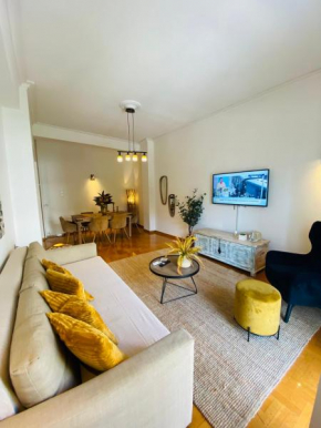2 BD Apt in Koukaki 8’ away from Acropolis